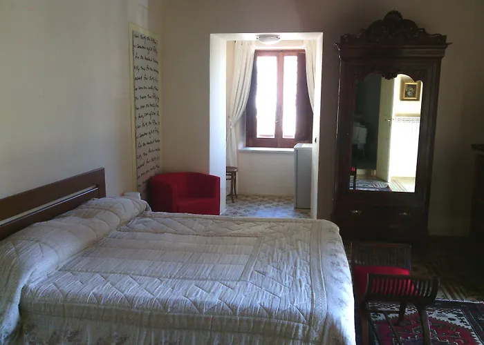 Alojamento de Acomodação e Pequeno-almoço Vallone Del Grano Rossano